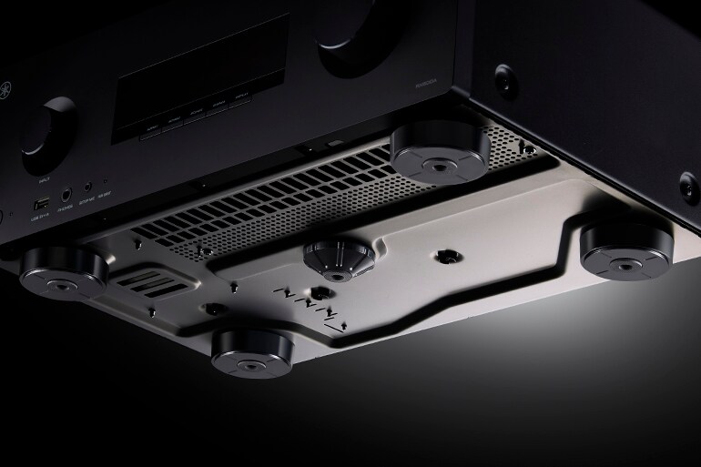 Undersidan av RX500A.