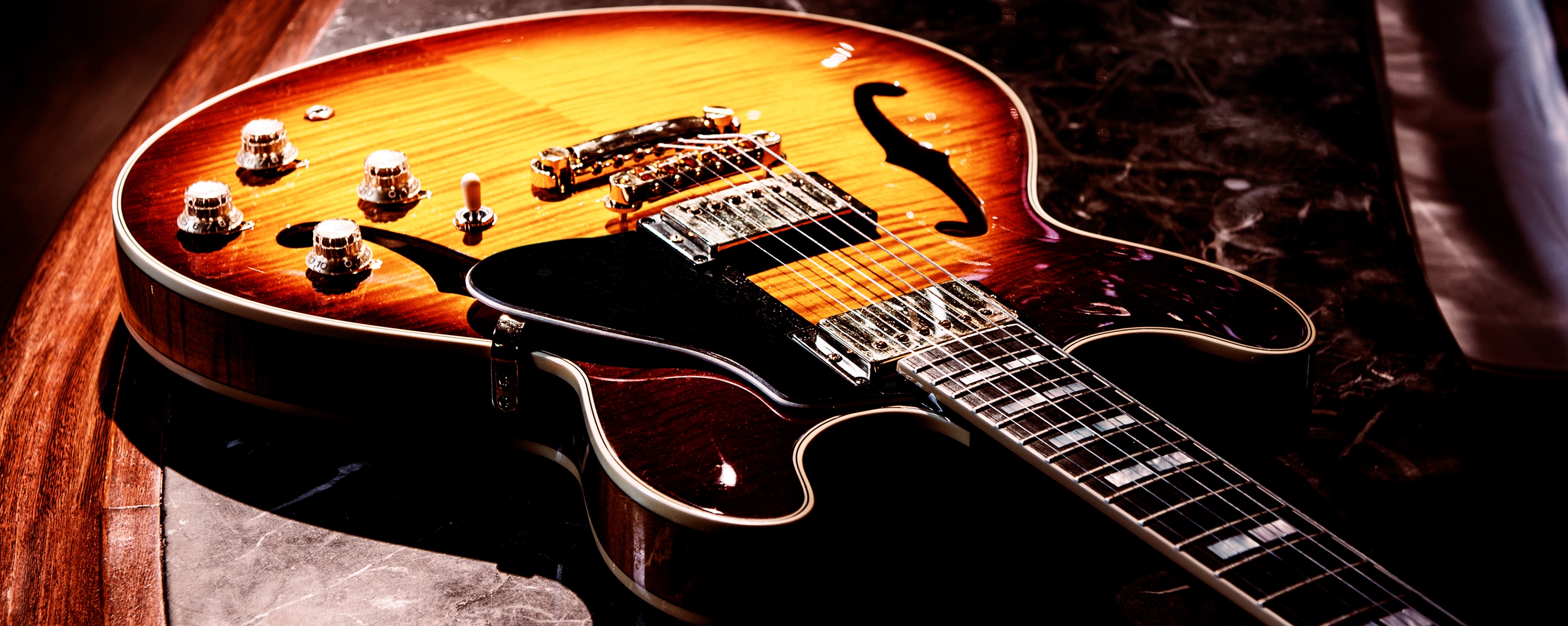 Semi Hollowbody