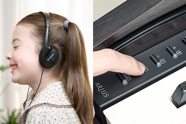 Spel på ett ARIUS-piano med hörlurar och användning av kontrollpanelens knappar