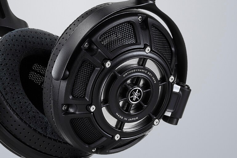 Magnesium body of the YH4000 headphones