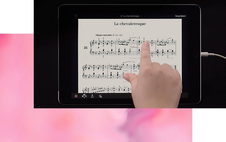 YDP-105_ENJOY BUILT-IN SONGS, ALONG WITH INTUITIVE OPERATION AND SCORE-VIEWING WITH THE SMART PIANIST APP.